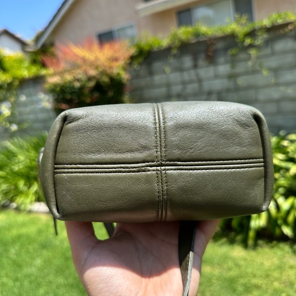 Vintage Coach Small SoHo bag in loden - Picture 6 of 9